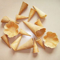ice cream cones, ice cream cups