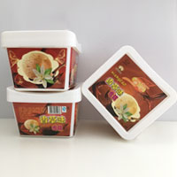 500 ml/ 18 oz square plastic ice cream container with lid